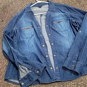 Denim long sleeve shirt